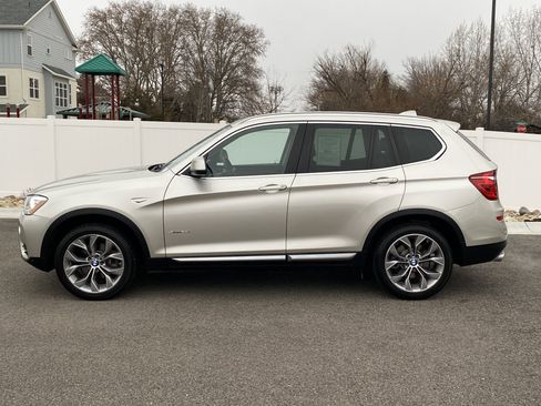 Used 2016 BMW X3 xDrive28i image 3