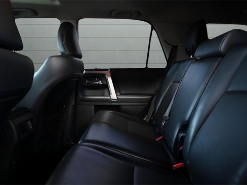 Used 2019 Toyota 4Runner Limited image 22