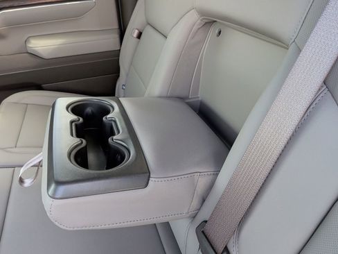 New 2026 GMC Sierra 1500 SLT image 36