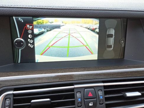 Used 2011 BMW 750Li xDrive AWD/4WD image 56