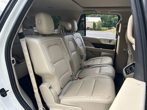 Used 2020 Lincoln Navigator Reserve w/ Luxury Package AWD/4WD image 53