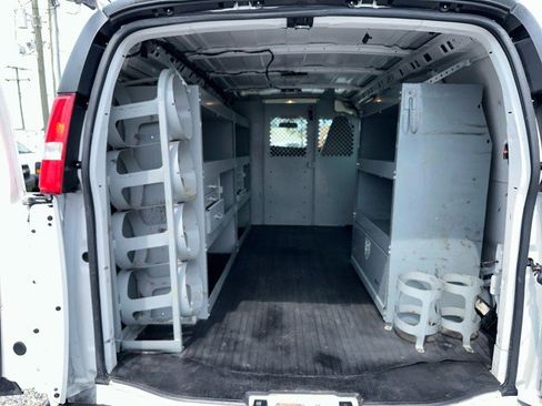 Used 2020 Chevrolet Express 2500 w/ Driver Convenience Package RWD image 25