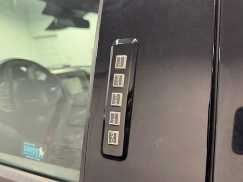 Used 2017 Ford F150 Raptor w/ Equipment Group 802A Luxury image 37