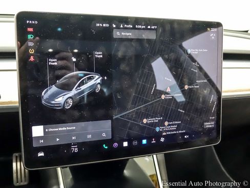 Used 2019 Tesla Model 3 Long Range image 20