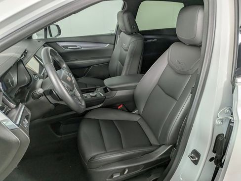 Certified 2023 Cadillac XT5 Luxury image 13