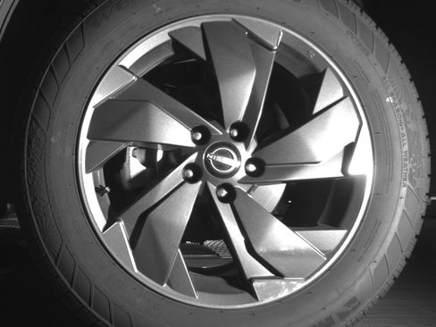 Used 2025 Nissan Rogue SV AWD/4WD image 12