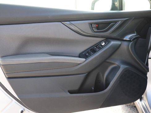 Used 2021 Subaru Crosstrek 2.5i Sport w/ Moonroof Package AWD/4WD image 12