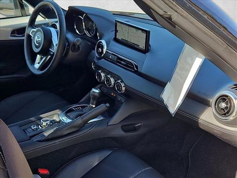 Used 2024 MAZDA MX-5 Miata Grand Touring image 19