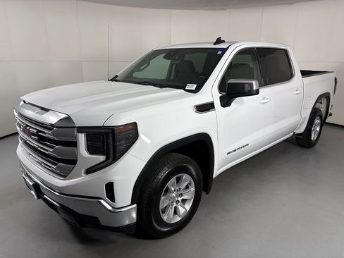 Used 2024 GMC Sierra 1500 SLE RWD image 4