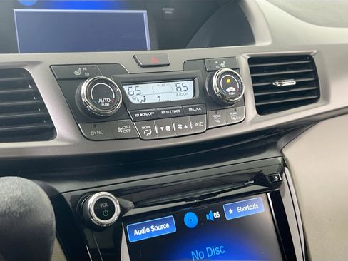 Used 2017 Honda Odyssey EX-L image 15