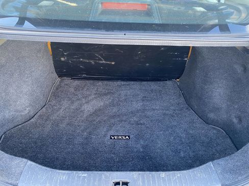 Used 2010 Nissan Versa Sedan image 25