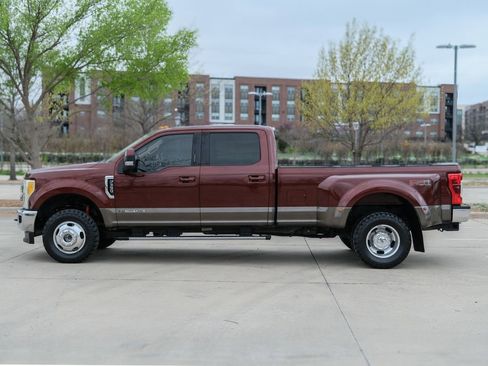 Used 2017 Ford F350 Lariat w/ Lariat Ultimate Package image 11