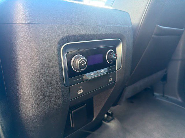 Used 2021 Chevrolet Suburban LT AWD/4WD image 14