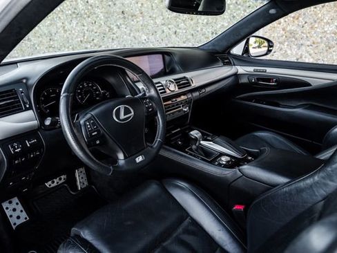 Used 2013 Lexus LS 460 w/ F-Sport Pkg RWD image 2