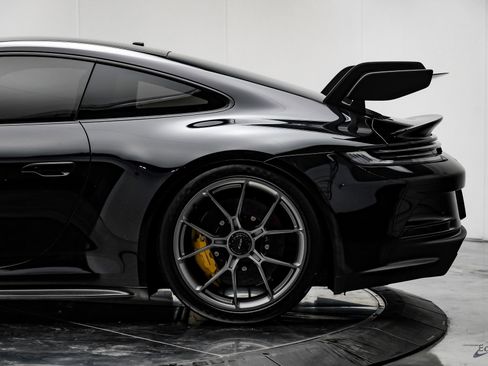 Used 2022 Porsche 911 GT3 image 7