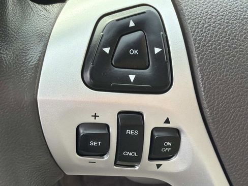 Used 2013 Ford Edge Limited image 6