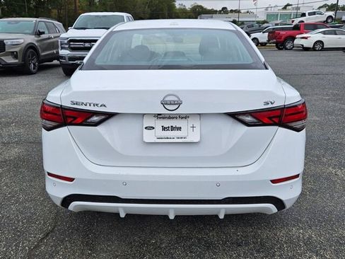 Used 2024 Nissan Sentra SV image 11