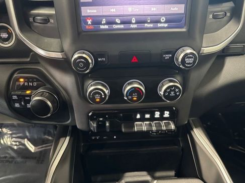 Used 2019 RAM 1500 Big Horn AWD/4WD image 3