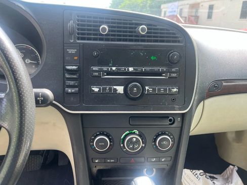 Used 2011 Saab 9-3 2.0T w/ Comfort Package image 15