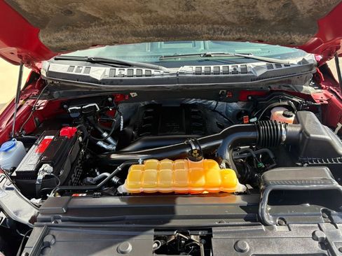 Used 2015 Ford F150 Platinum w/ Equipment Group 701A Luxury image 28