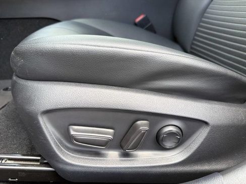 Certified 2023 Toyota Camry SE FWD image 10
