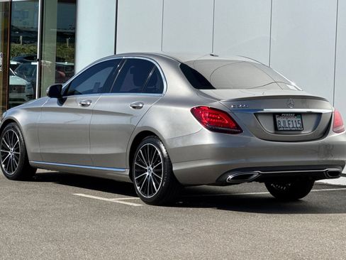 Used 2019 Mercedes-Benz C 300 Sedan image 3