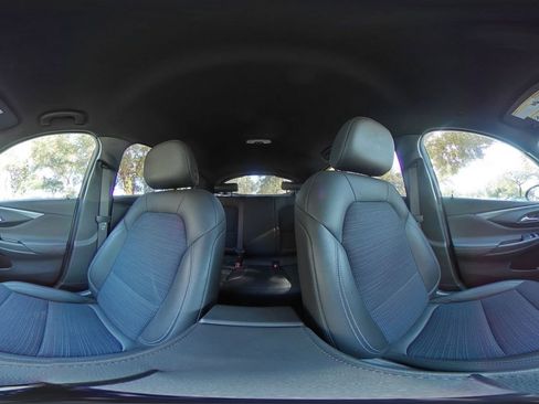 Used 2025 Buick Envista Preferred image 36