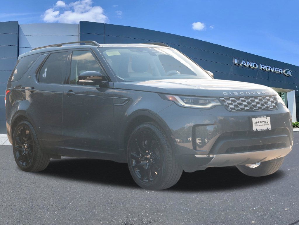 Certified 2025 Land Rover Discovery S AWD/4WD image 3