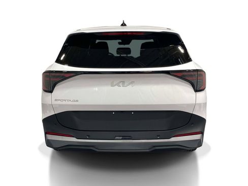 New 2026 Kia Sportage LX FWD image 3