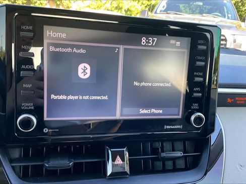 Used 2022 Toyota Corolla LE FWD image 32