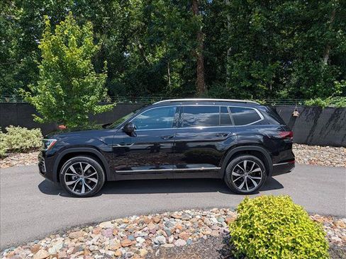 Certified 2025 Volkswagen Atlas SEL Premium R-Line AWD/4WD image 2