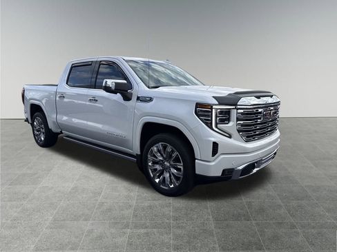 Used 2024 GMC Sierra 1500 Denali w/ Denali Reserve Package image 8