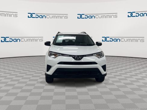 Used 2017 Toyota RAV4 LE image 3