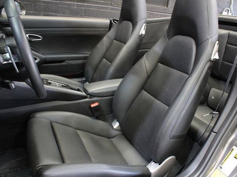 Used 2017 Porsche 911 Carrera image 33