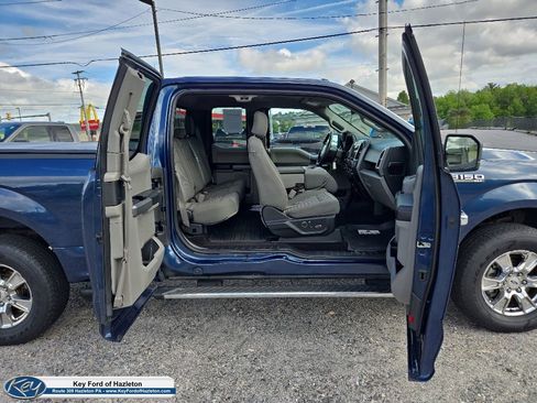 Used 2017 Ford F150 XLT w/ Equipment Group 302A Luxury AWD/4WD image 42