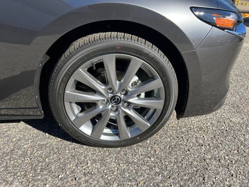 New 2026 MAZDA MAZDA3 2.5 S Sedan w/ Preferred Pkg image 25
