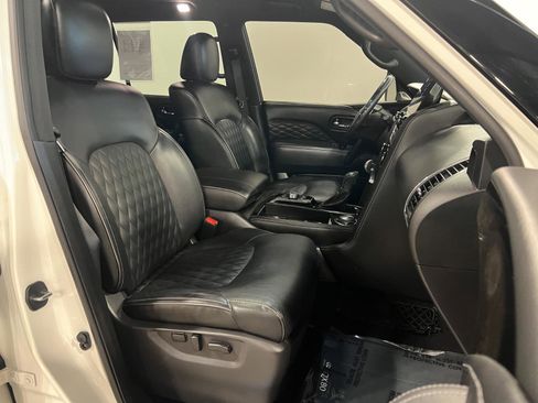 Used 2024 INFINITI QX80 Sensory image 44