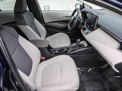 Certified 2022 Toyota Corolla LE w/ LE Convenience Package FWD image 17