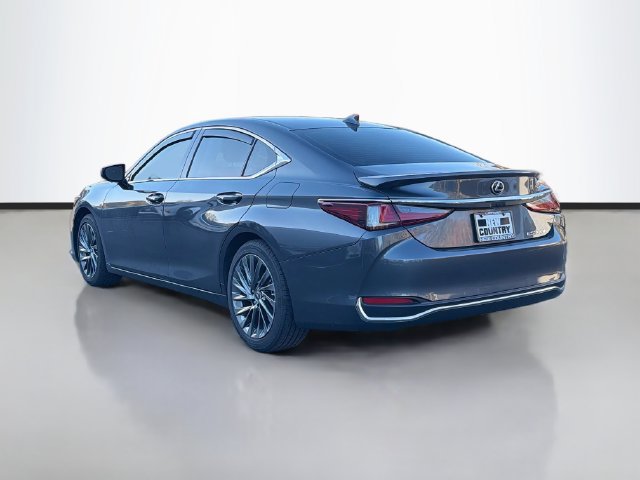 Used 2025 Lexus ES 300h Ultra Luxury w/ Accessory Package (Z2) FWD image 5