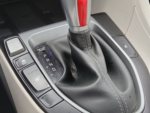 Used 2019 Hyundai Veloster Turbo Ultimate image 27