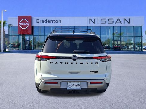 Certified 2023 Nissan Pathfinder Platinum AWD/4WD image 6