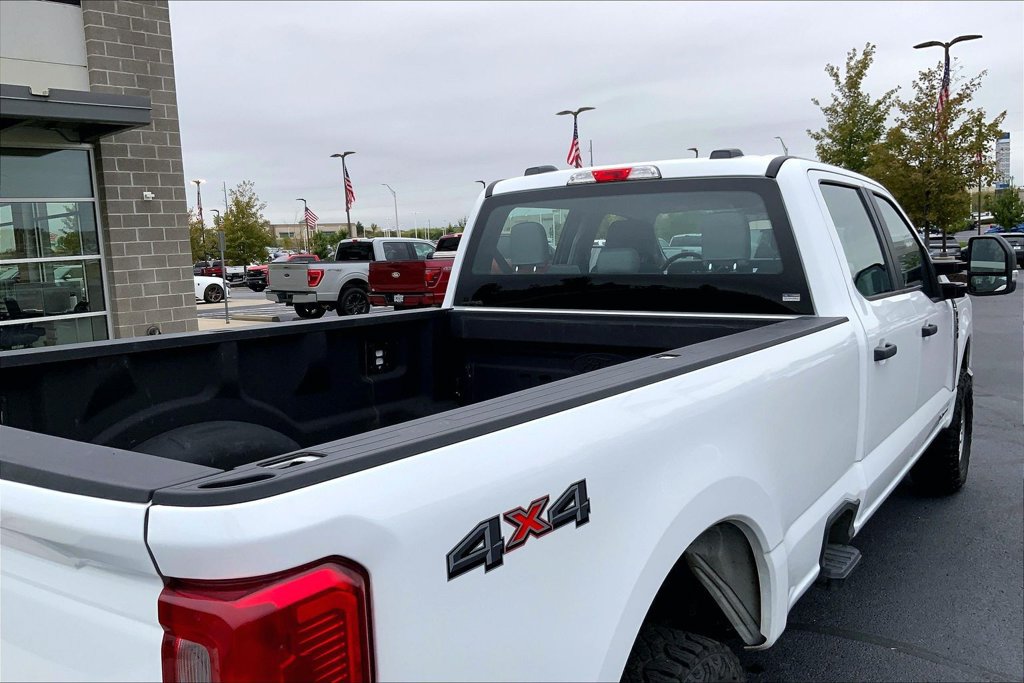 Used 2025 Ford F350 XL w/ XL Off-Road Package AWD/4WD image 8
