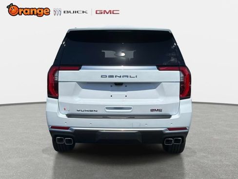 New 2026 GMC Yukon XL Denali w/ Denali Reserve Package AWD/4WD image 4
