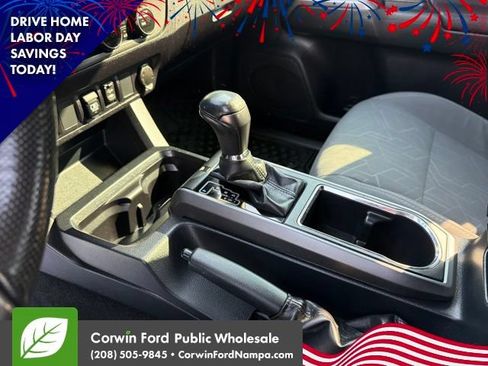 Used 2019 Toyota Tacoma TRD Sport AWD/4WD image 23