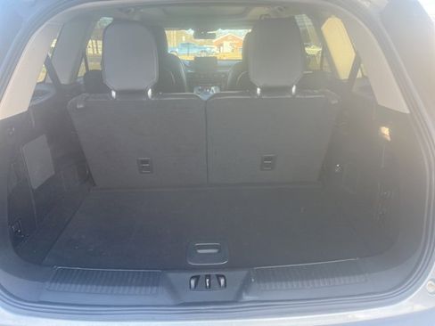 Used 2024 Lincoln Aviator AWD w/ Premium Package image 12