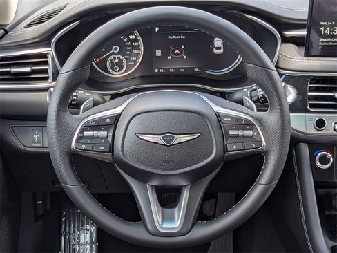 Used 2026 Genesis G70 2.5T image 15