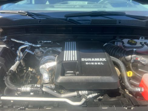 Used 2021 GMC Sierra 1500 Denali w/ Denali Ultimate Package image 3