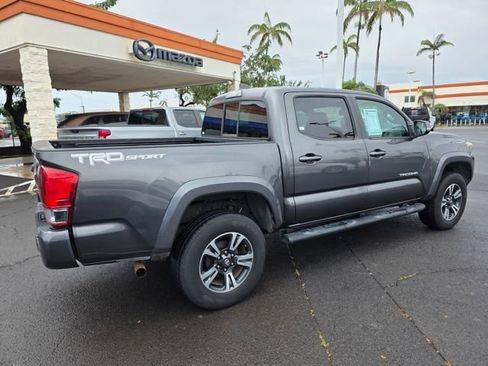 Used 2016 Toyota Tacoma SR5 image 7