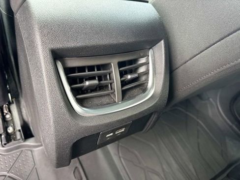 Used 2020 Chevrolet Blazer LT FWD image 18