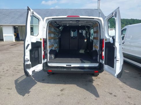 Used 2025 Ford Transit 250 Low Roof w/ Exterior Upgrade Package RWD image 5